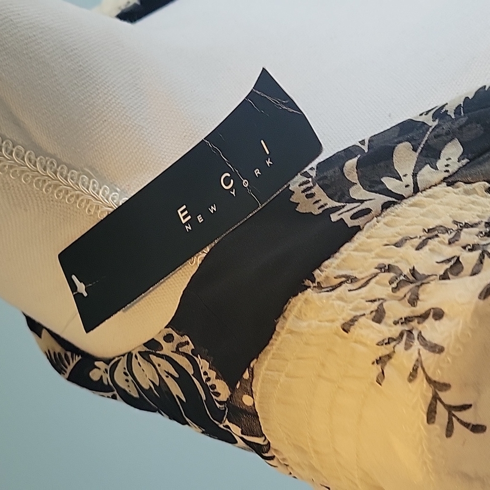 Dress - Picture 11 of 12